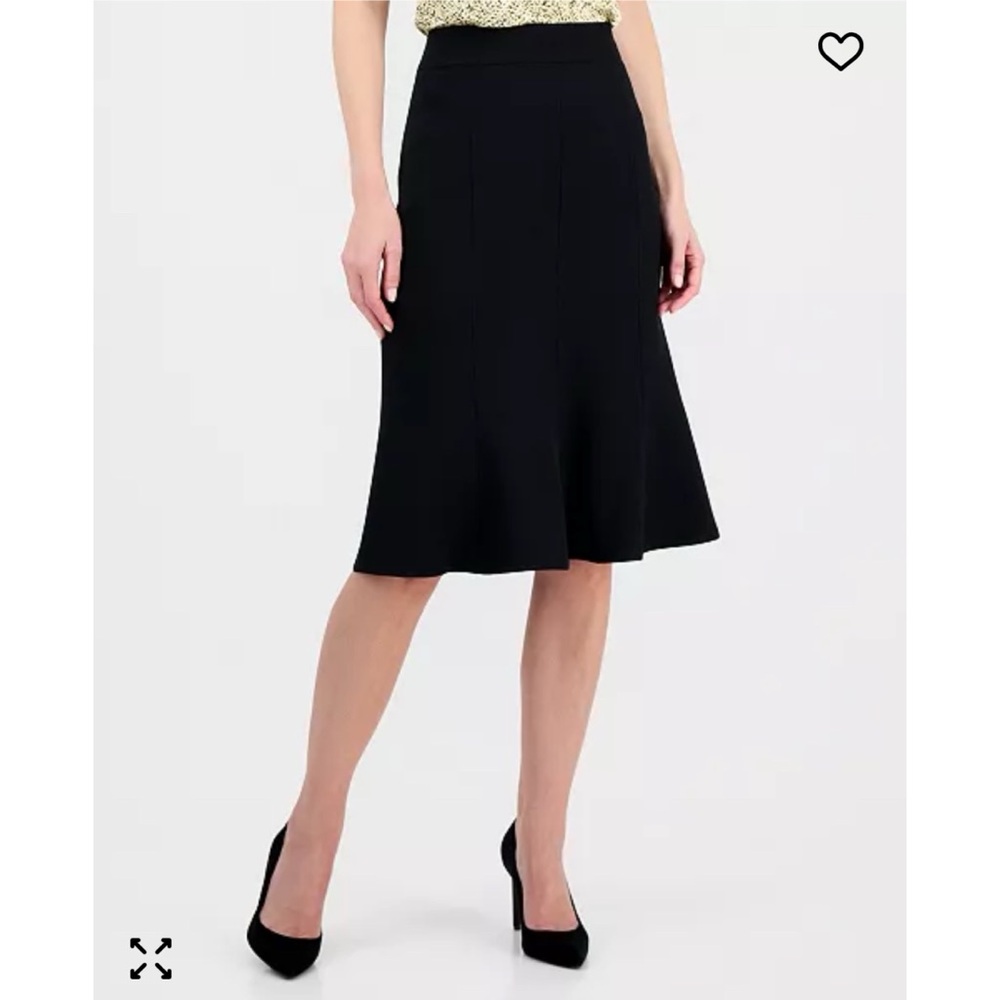 ❤️ Worthington Black Trumpet Flounce Suit Skirt